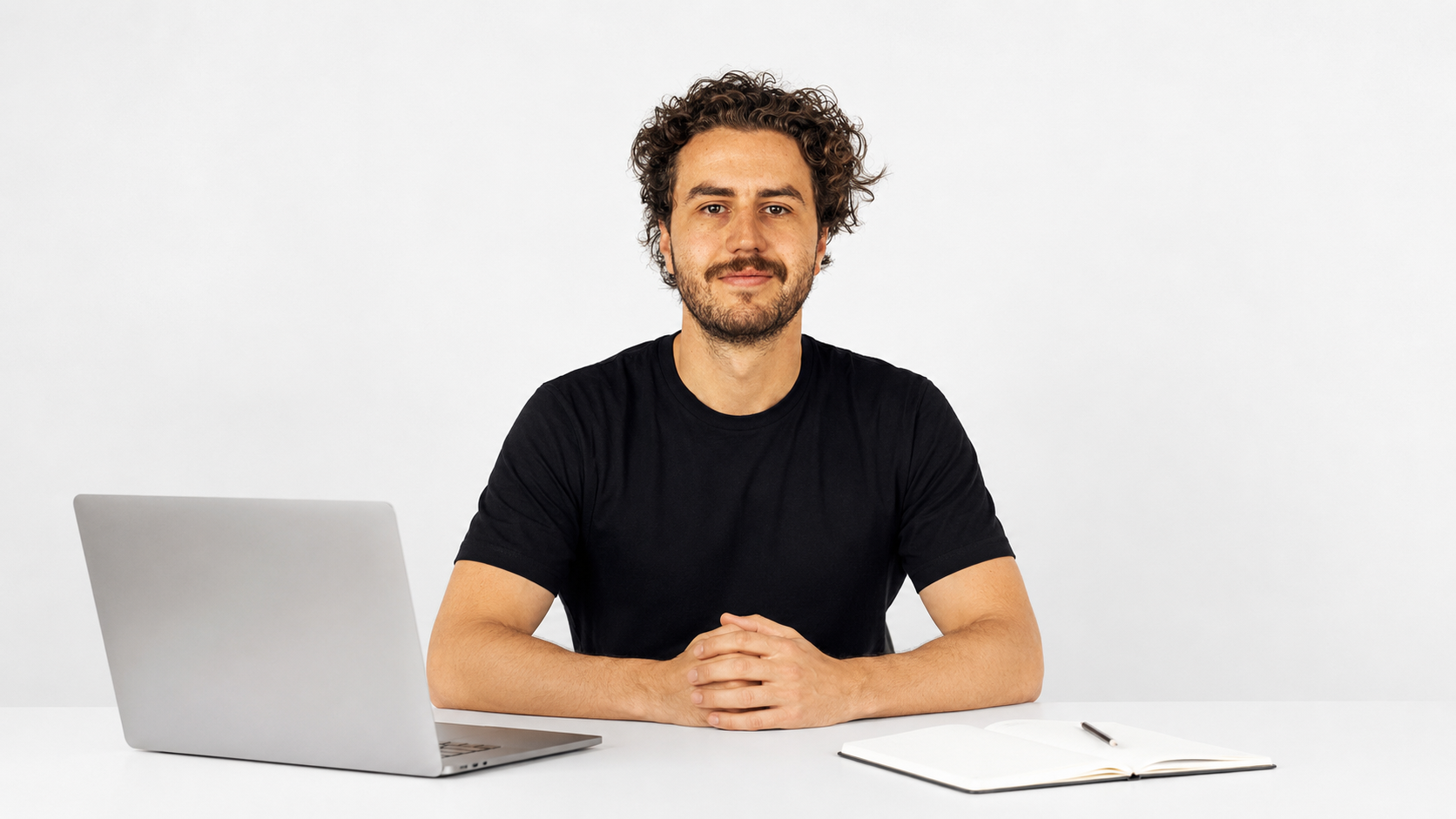 Carlos Baeza